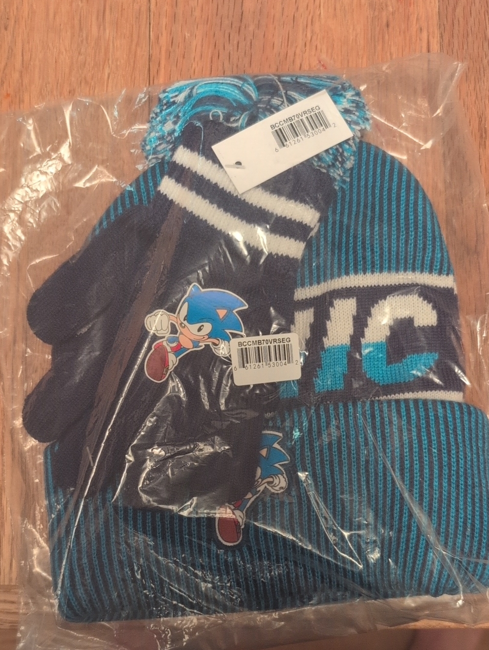 Sonic the Hedgehog Blue Knit Beanie & Gloves Set Child
